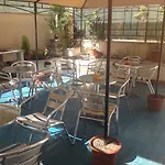 Toffa Place In Otel