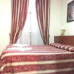 Toffa Place In Otel Roma