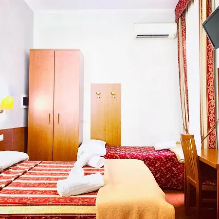 Toffa Place In ローマ