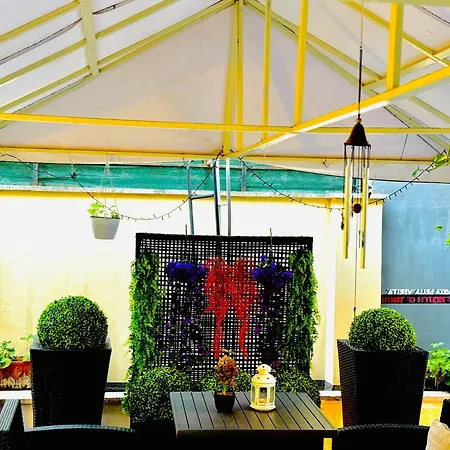 Toffa Place In ローマ