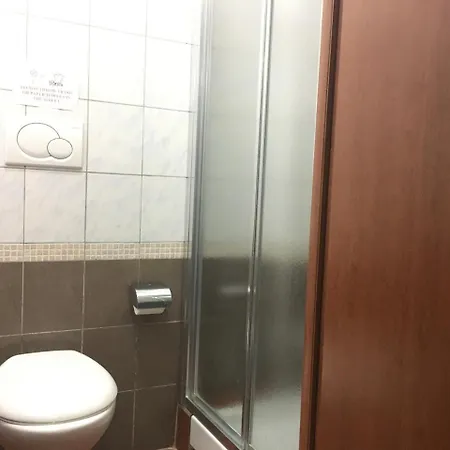 Toffa Place In Hotell 2*