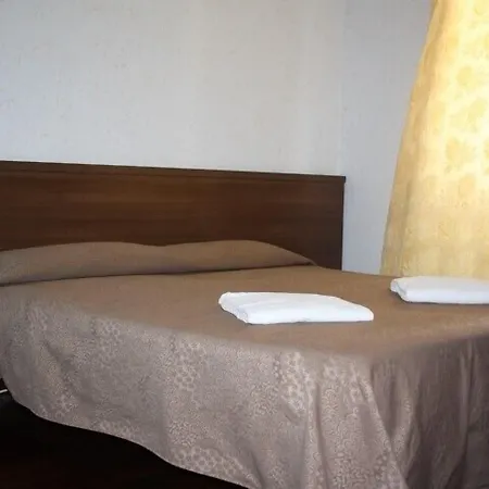 Toffa Place In Szálloda 2*