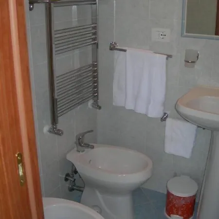 Ξενοδοχείο Toffa Place In 2*