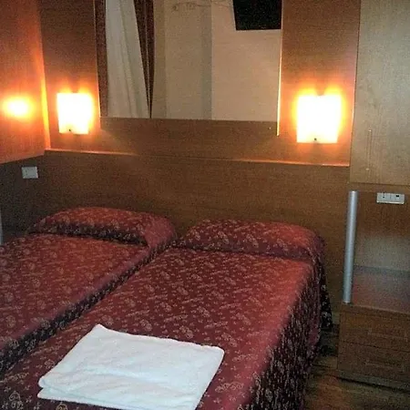 Szálloda Toffa Place In 2*