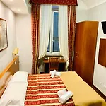 Toffa Place In ホテル 2*